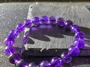 Uruguayan Amethyst Bracelet – Natural Stone for Spiritual Clarity & Calm | Crown Chakra Healing Jewelry